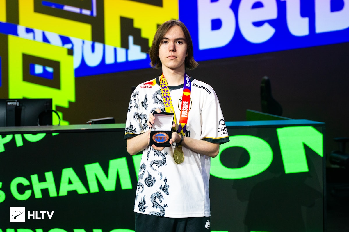 一条命剩下！ Jee +Bai Cai状态低迷， TyLoo 输给了 MIBR 。明天将迎来生死战